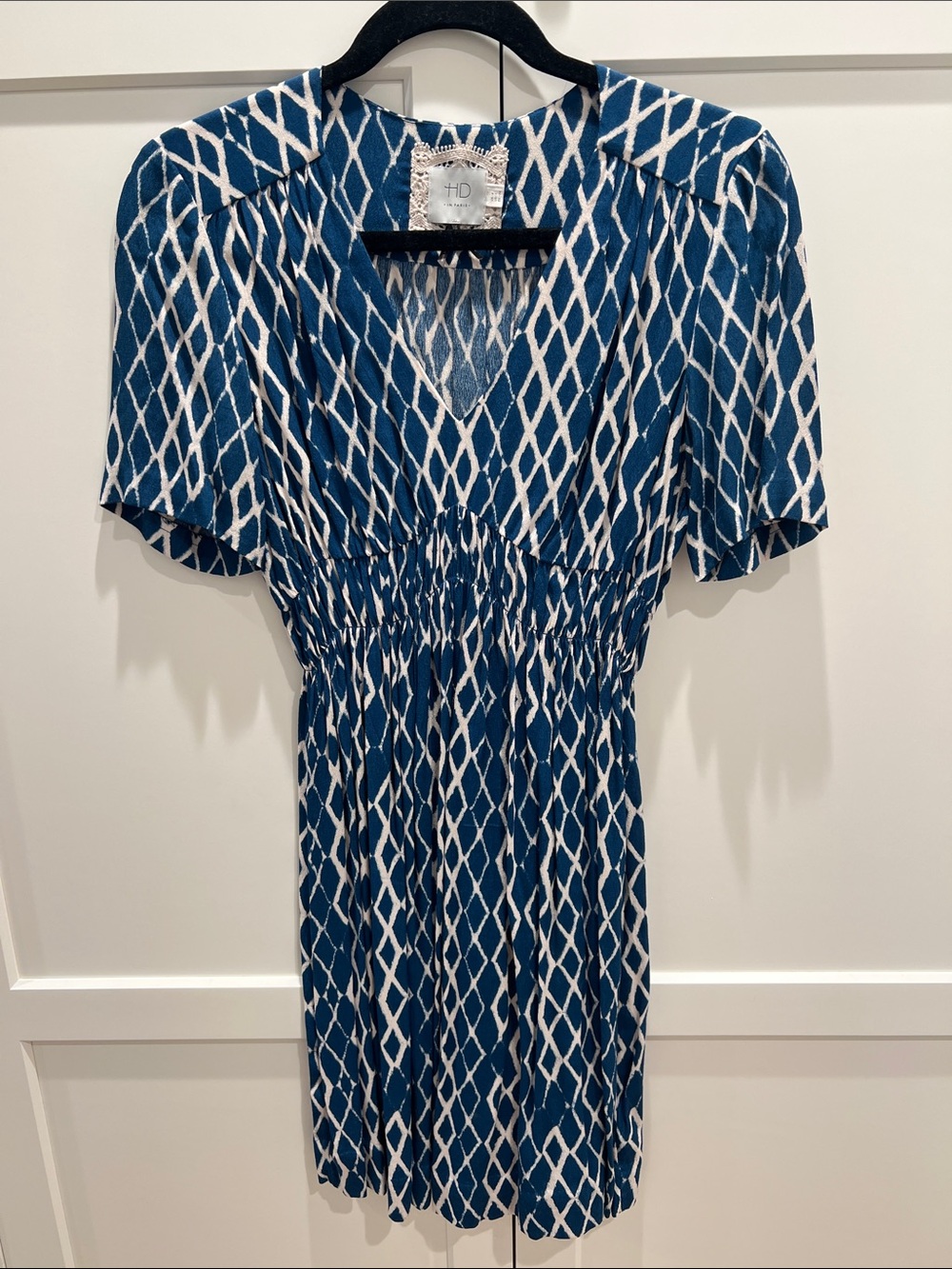 HD in Paris Blue and White Geometric V-Neck Mini Dress